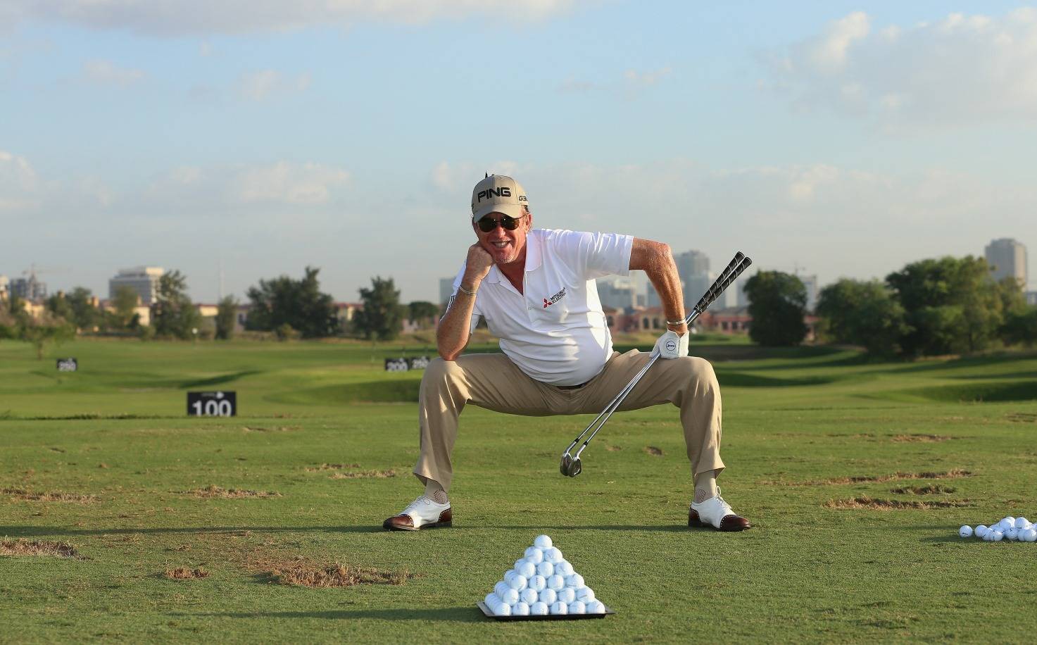 Miguel Angel Jimenez stretch